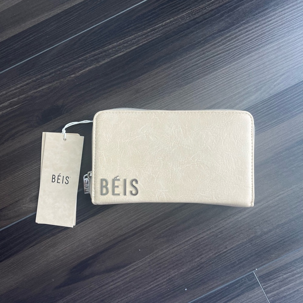 BÉIS Travel Wallet in Beige